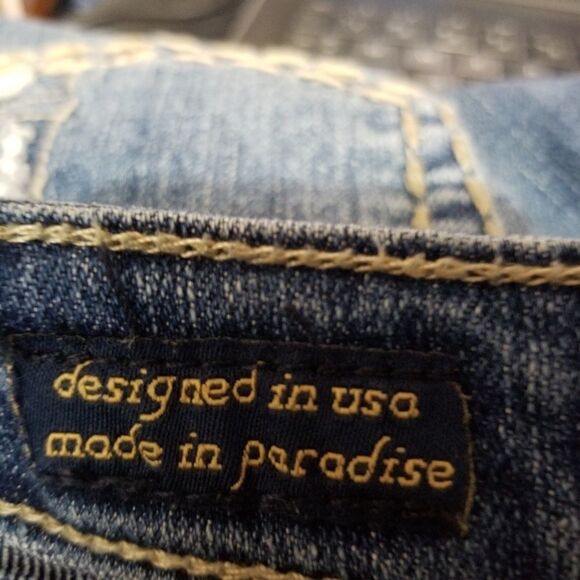 Islandia Capri Jeans. Size 7. - Picture 6 of 8